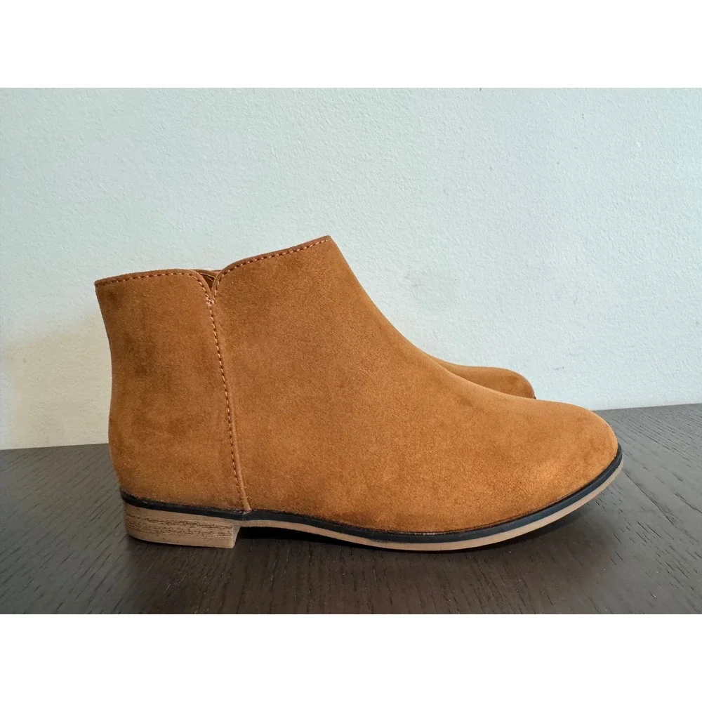 Cat & Jack Opal Ankle Boots Kids Size 2 Cognac Faux Suede Side Zip